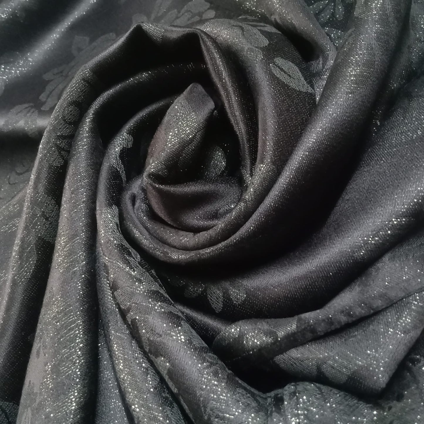 Self-Print Shimmery Silk -Black