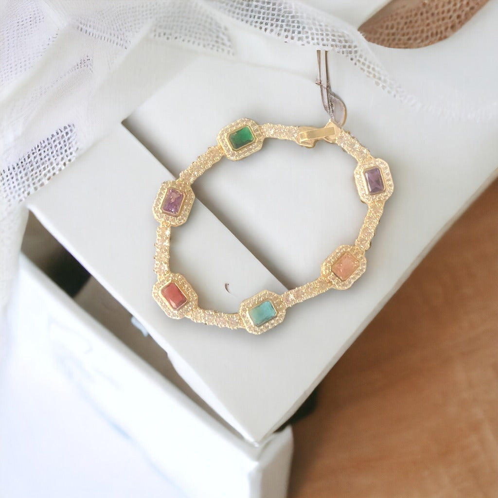 Vibrant Solitaire Spectrum Bracelet