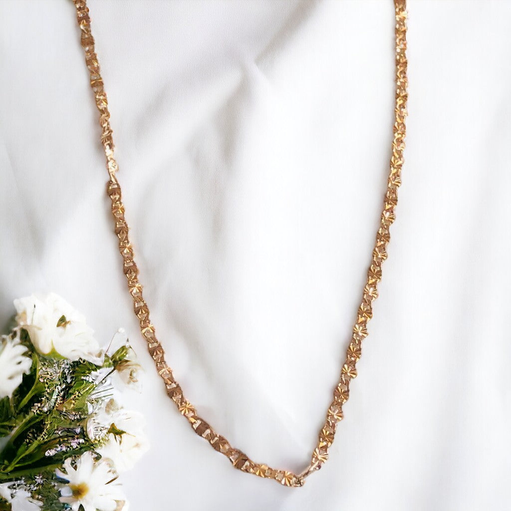 Delicate Dazzle Chain