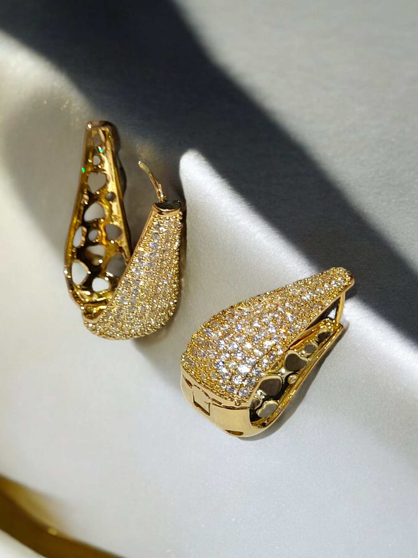 Starlight Gleam - Gold