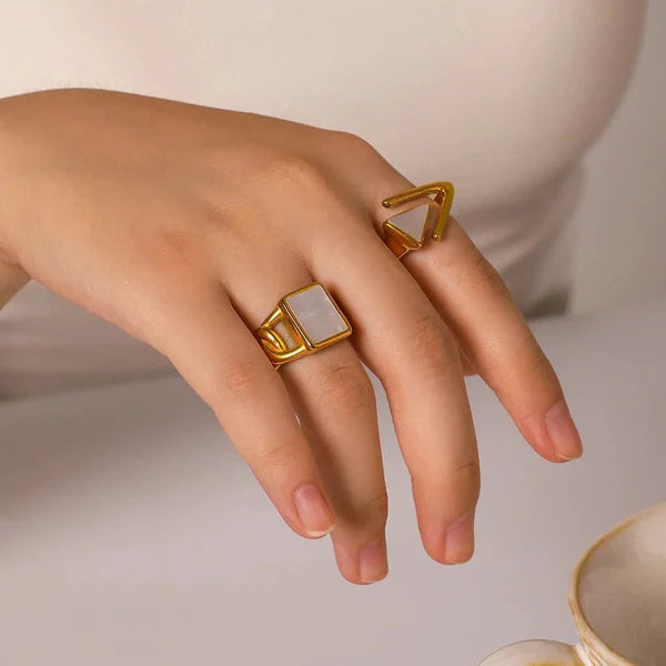 Yibo Ring