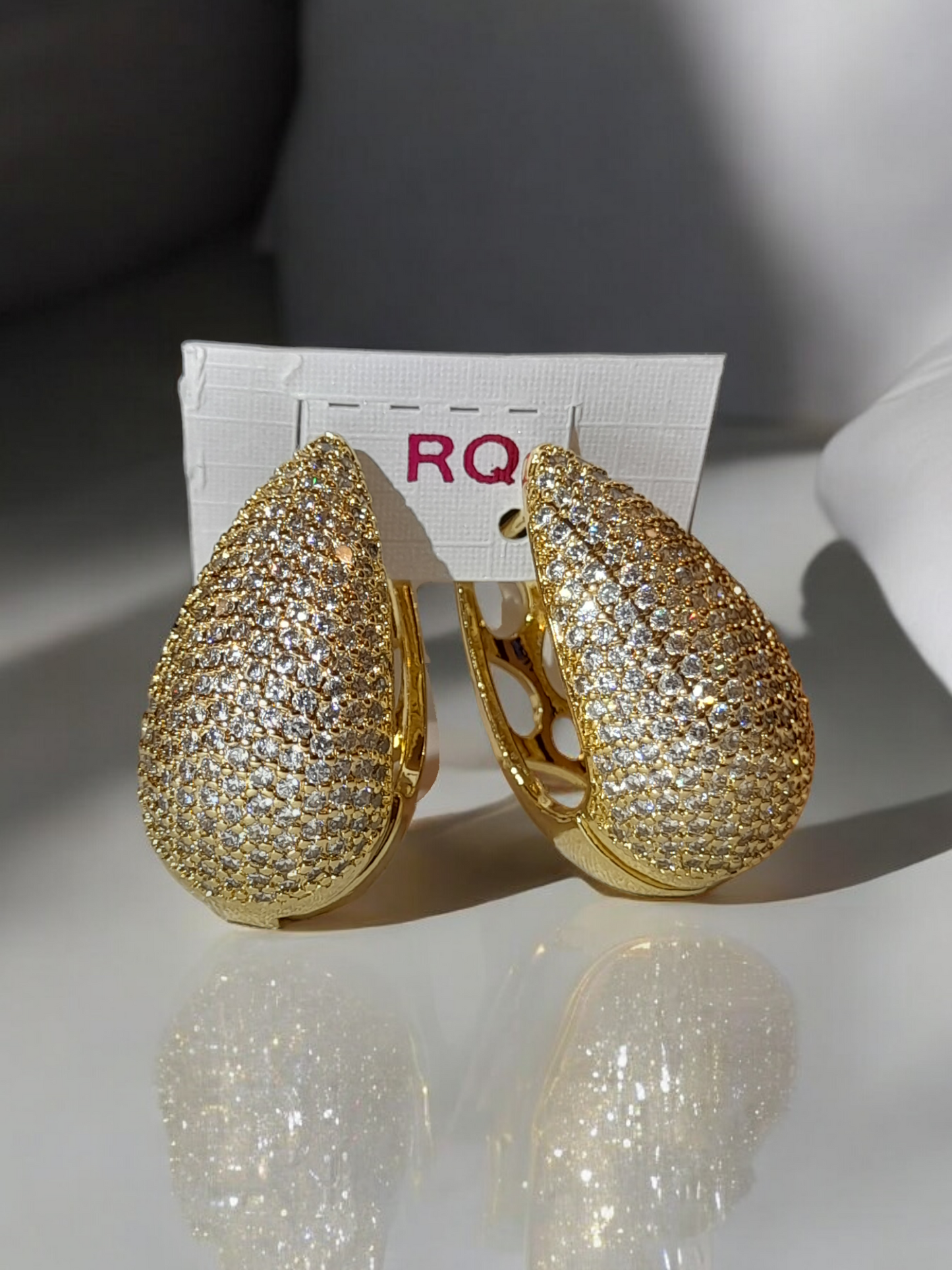 Whispering Bells - Gold