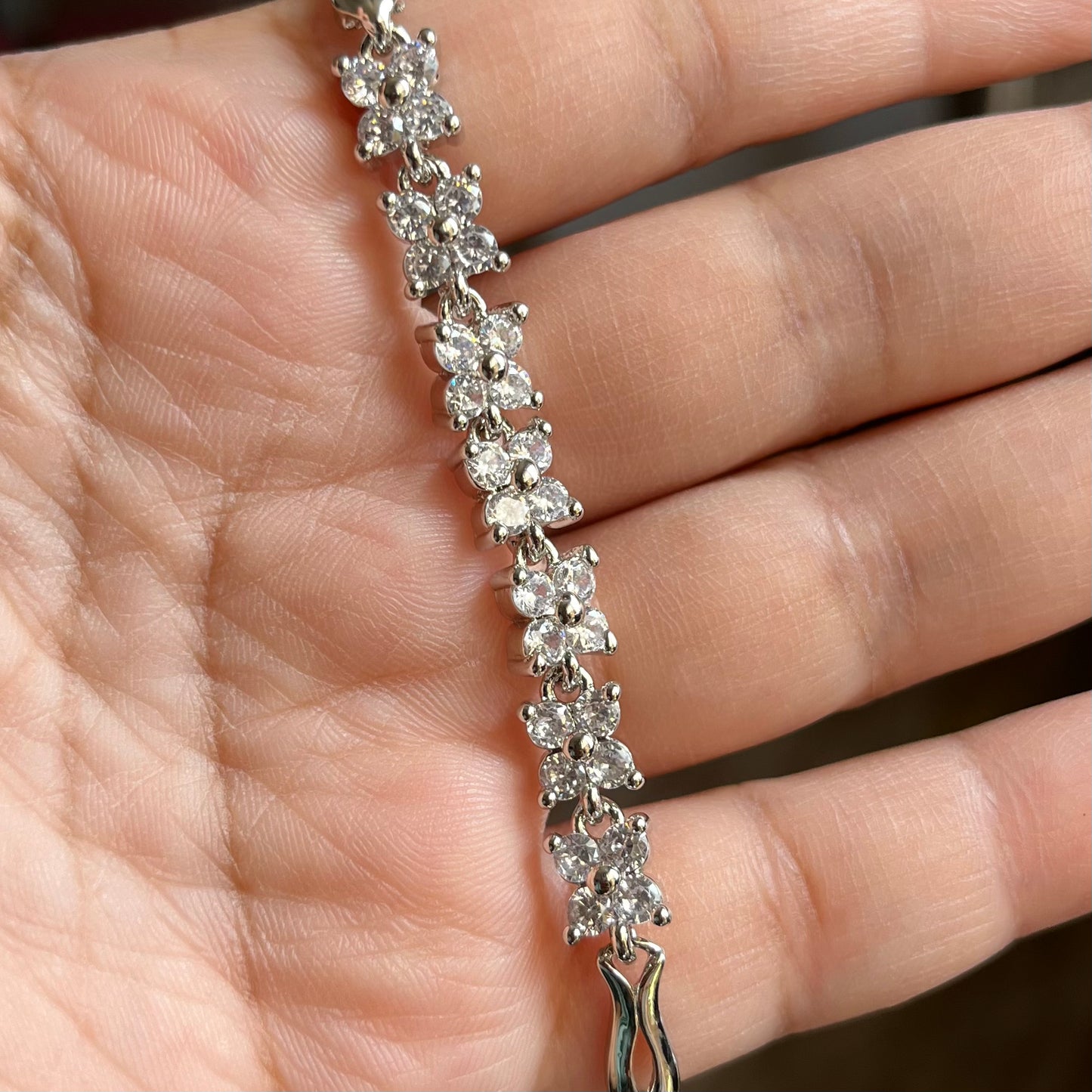 Flowered Crystal Bracelet